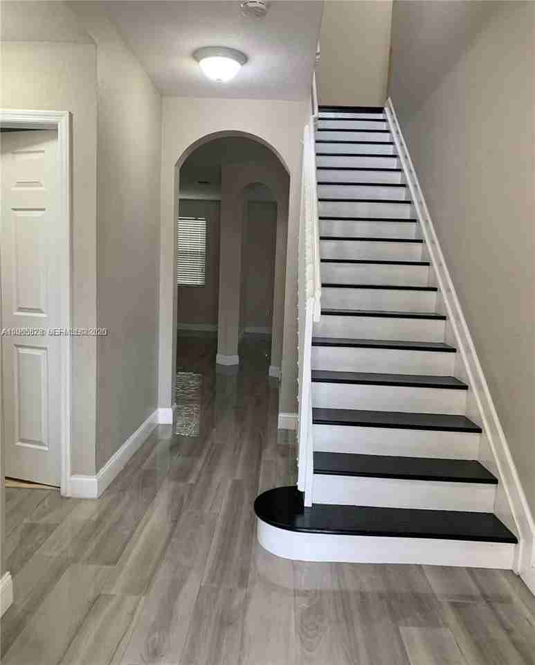 10440 Sw 228th Ter - Photo 4 of 28