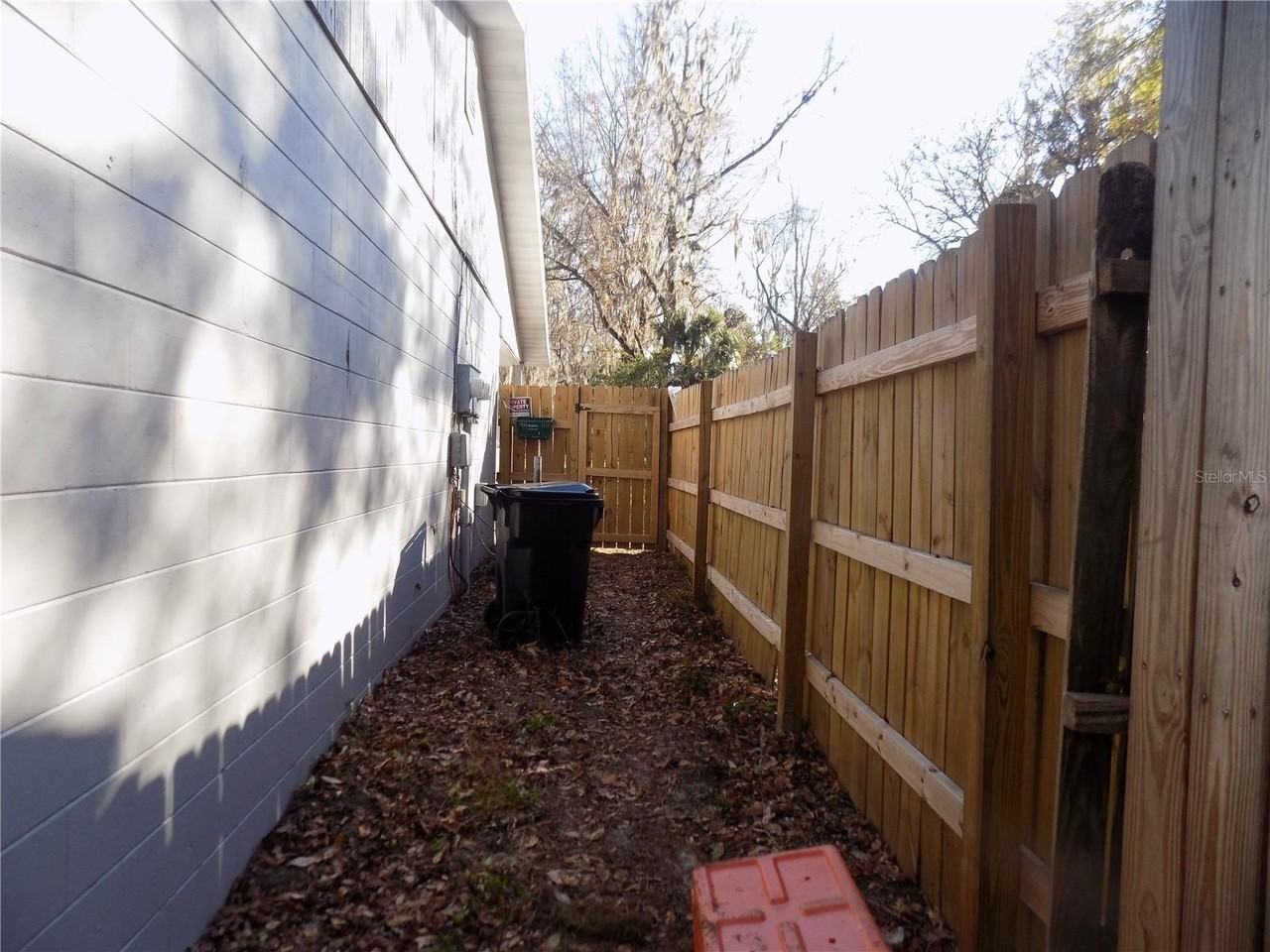 6124 Sw 10th Pl - Photo 3 of 14