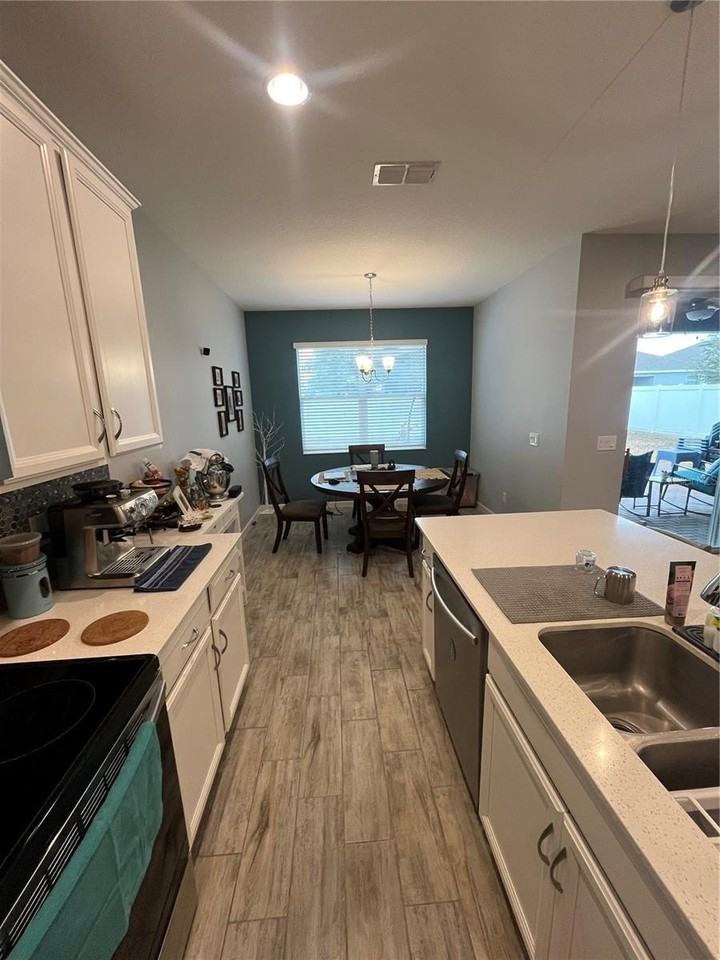 887 Lady Bird Ln - Photo 5 of 21