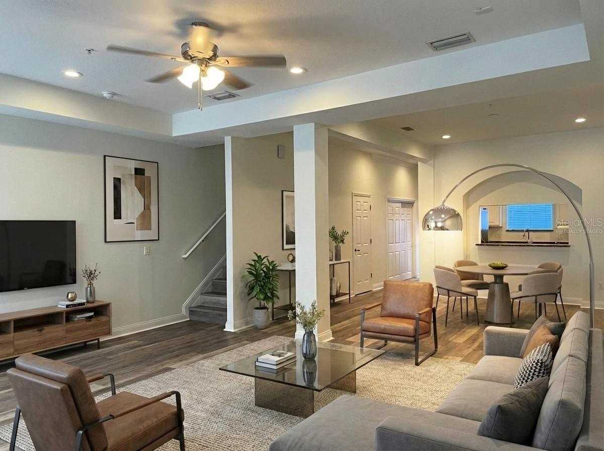 4627 Legacy Park Dr - Photo 4 of 39