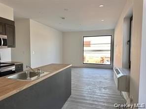 362 W Merrick Rd Unit 205 #205