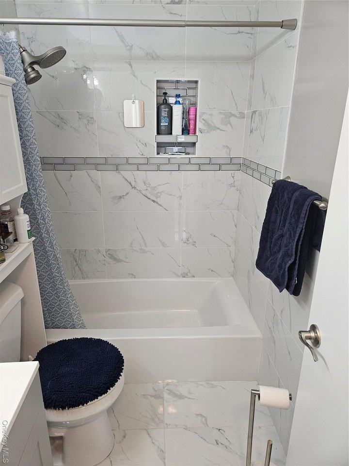 20 Lexington Hl Unit 10 #10 - Photo 7 of 20