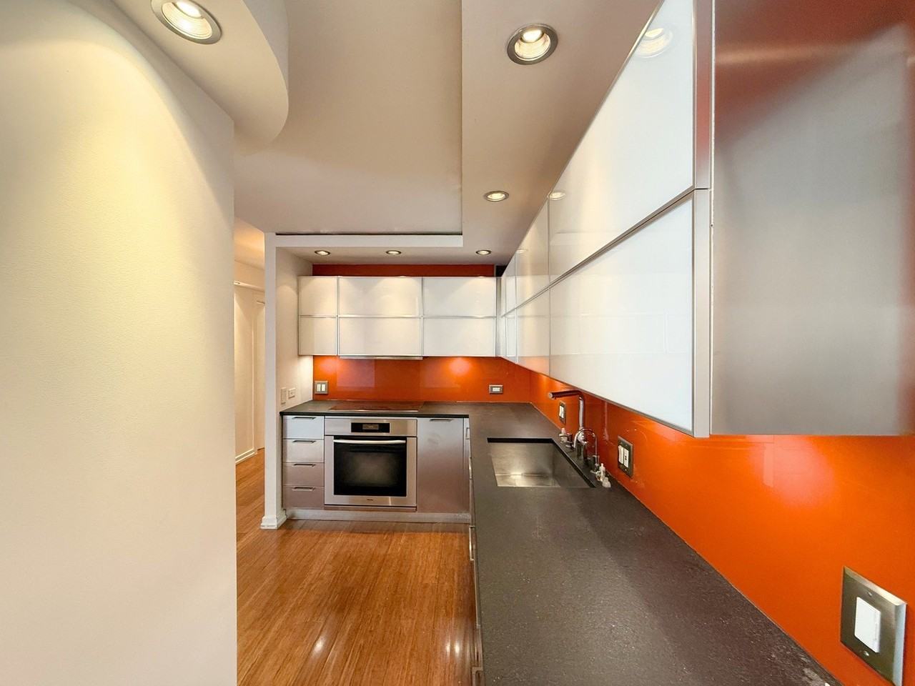 211 E Ohio St Apt 2707 #2707 - Photo 3 of 43