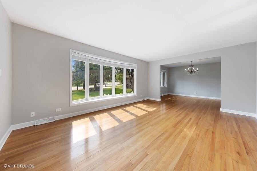 7532 Sheridan Dr - Photo 4 of 18