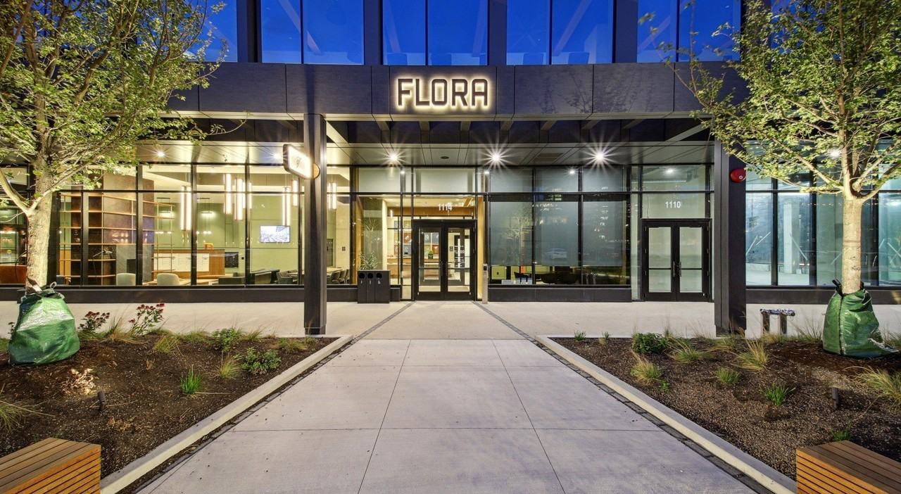 1114 W Carroll Ave Unit Ph-3304