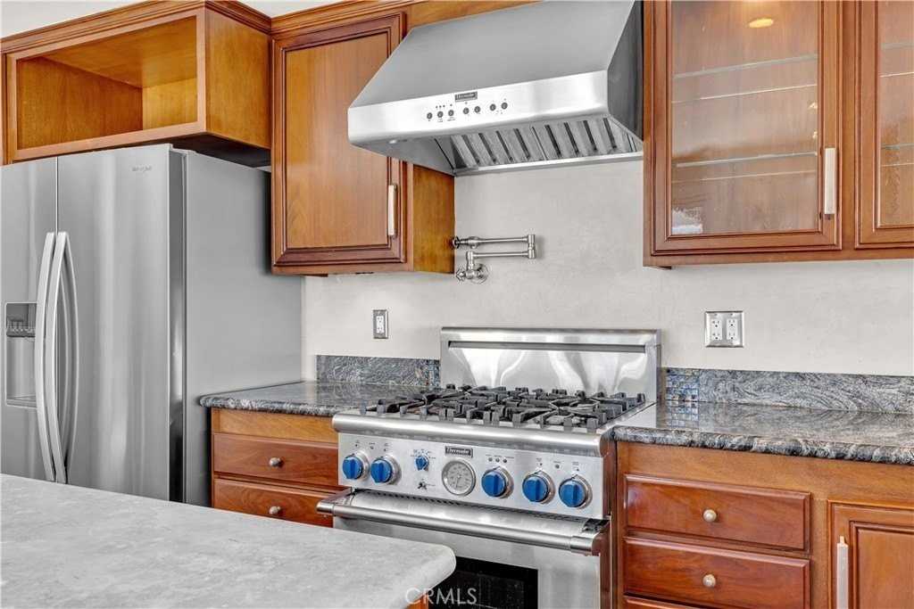 31262 Palma Dr - Photo 4 of 32