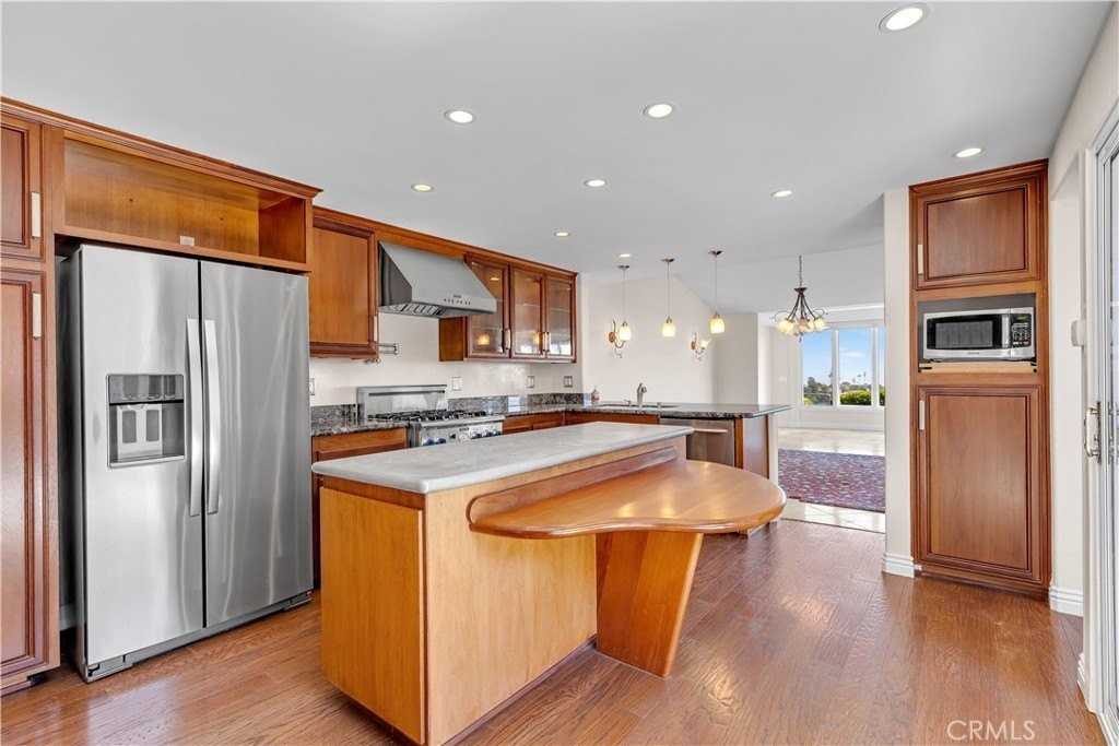 31262 Palma Dr - Photo 5 of 32