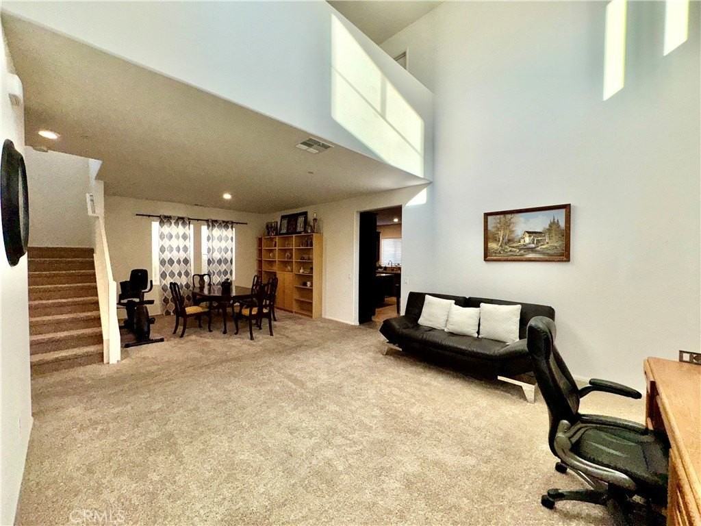 12919 Claremore St - Photo 3 of 23