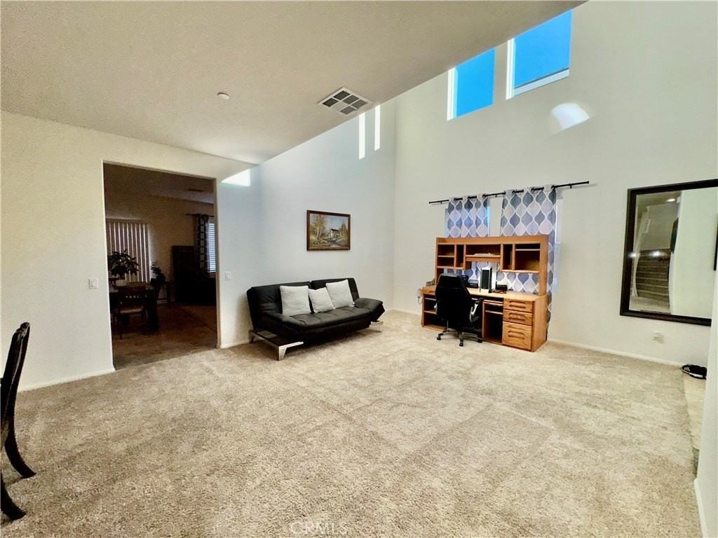 12919 Claremore St - Photo 4 of 23