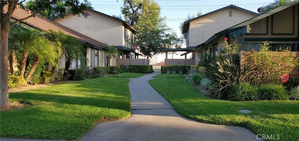 5428 E Snow Wood Cir #82 - Photo 7 of 50