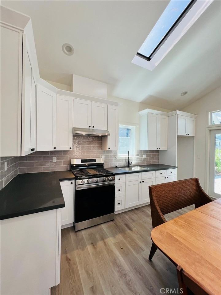 146 E Cherry Ave #1 - Photo 4 of 14