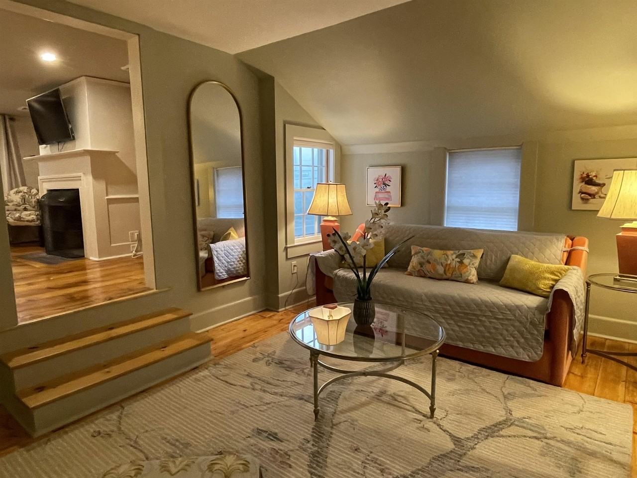 70 Front St - Photo 4 of 9