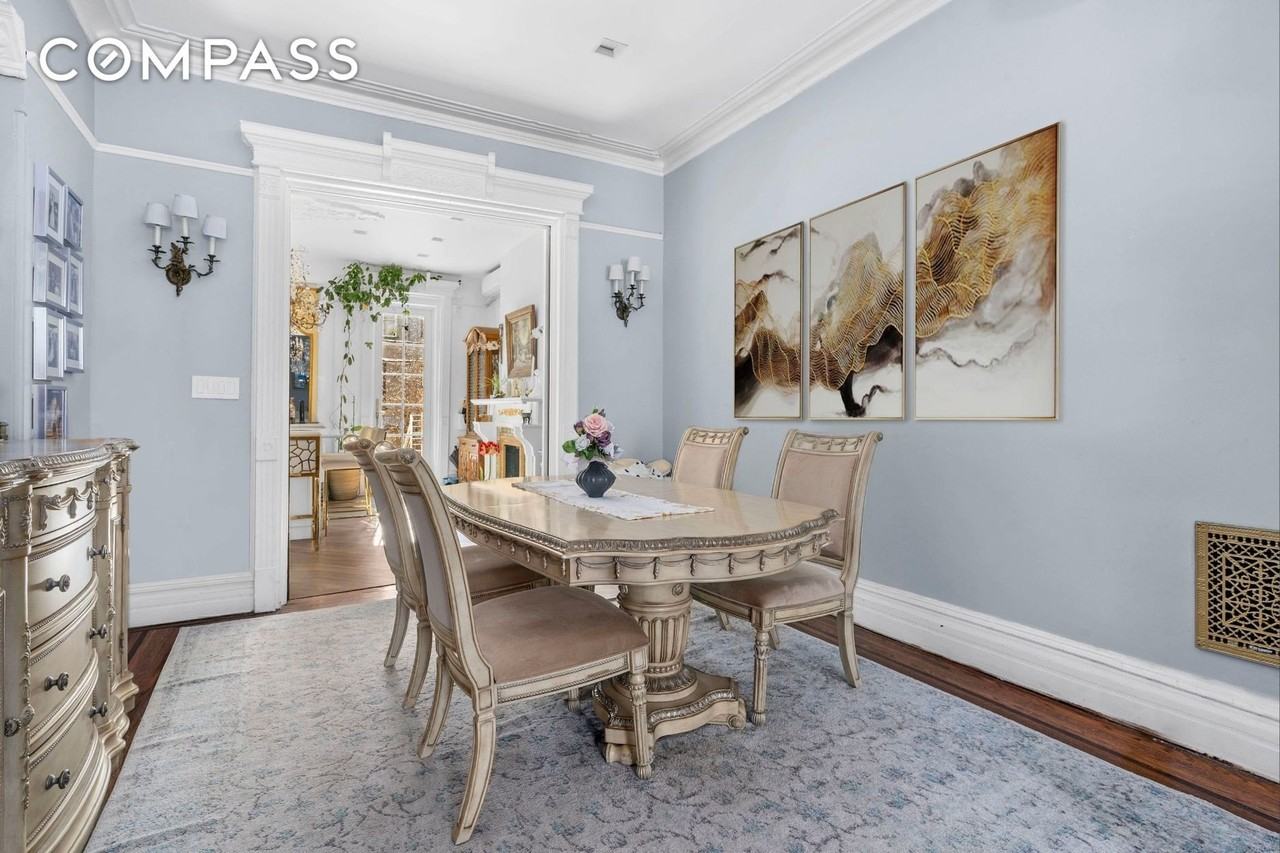 160 Macdonough St - Photo 3 of 13