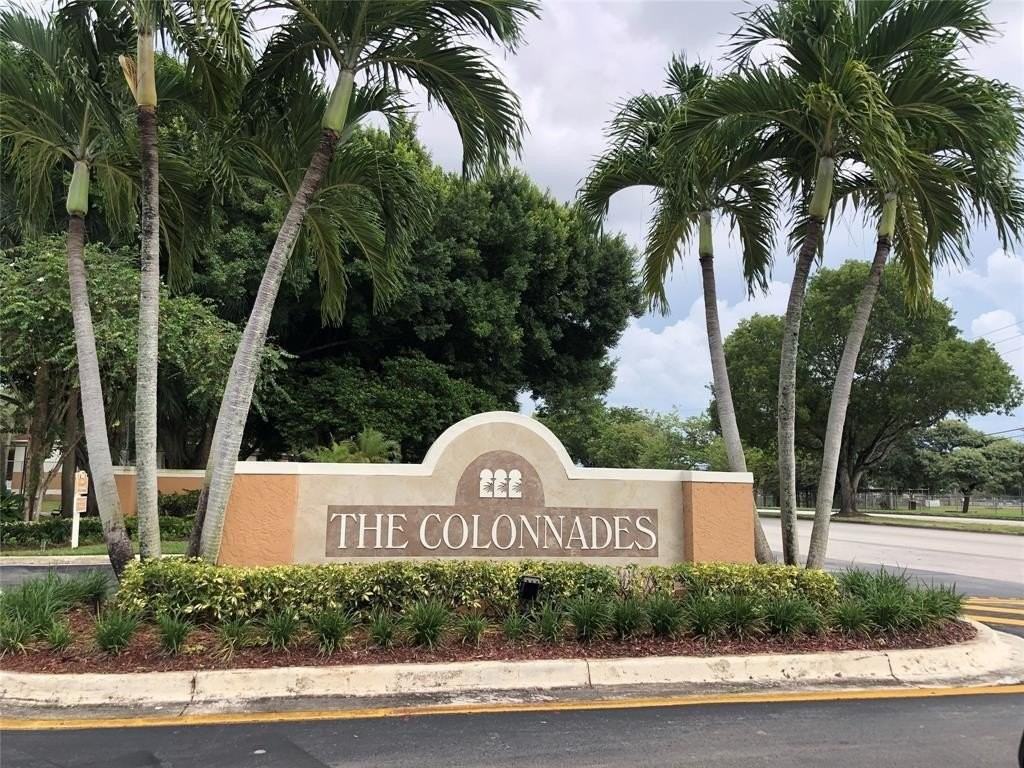 705 Nw 91st Ter - Photo 3 of 17