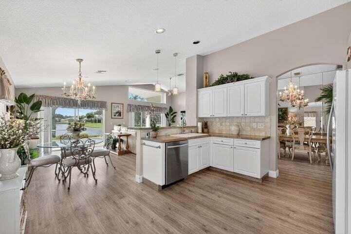 7216 Lombardy St - Photo 5 of 9