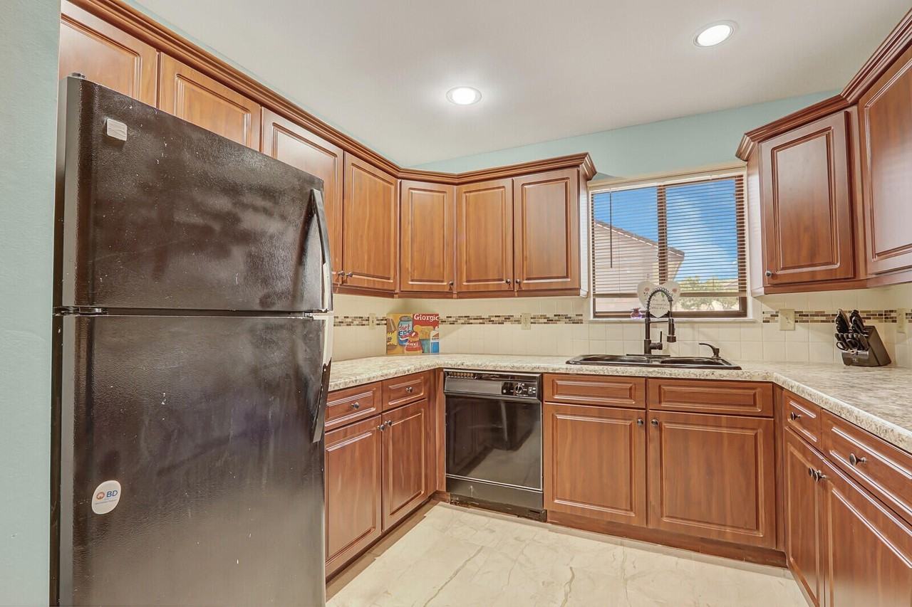 6148 Se Georgetown Pl #805 - Photo 7 of 41