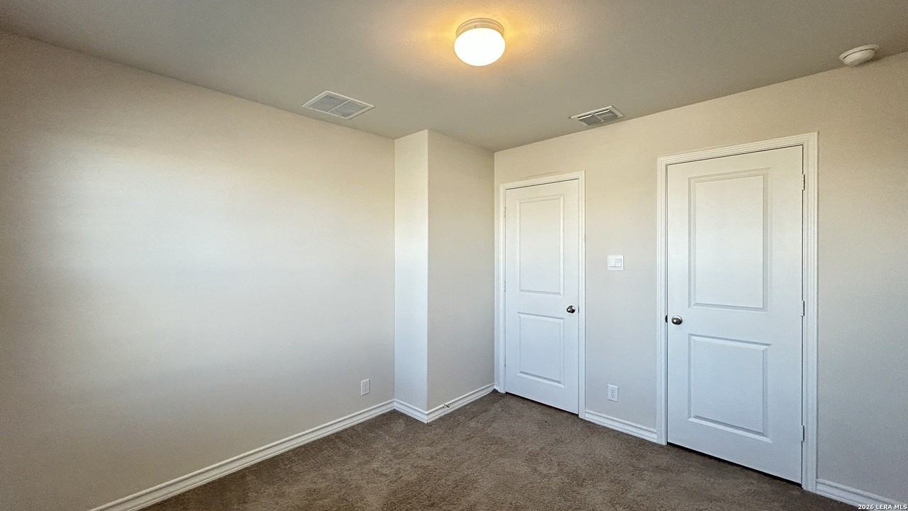 4907 Unakite Way - Photo 3 of 35