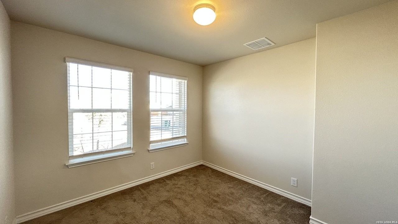 4907 Unakite Way - Photo 4 of 35