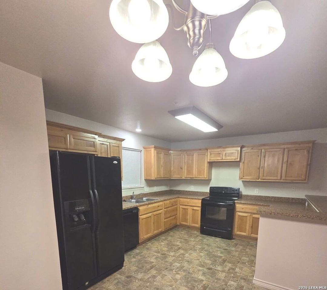 112 Lone Oak Dr Apt 101a #A101 - Photo 7 of 11