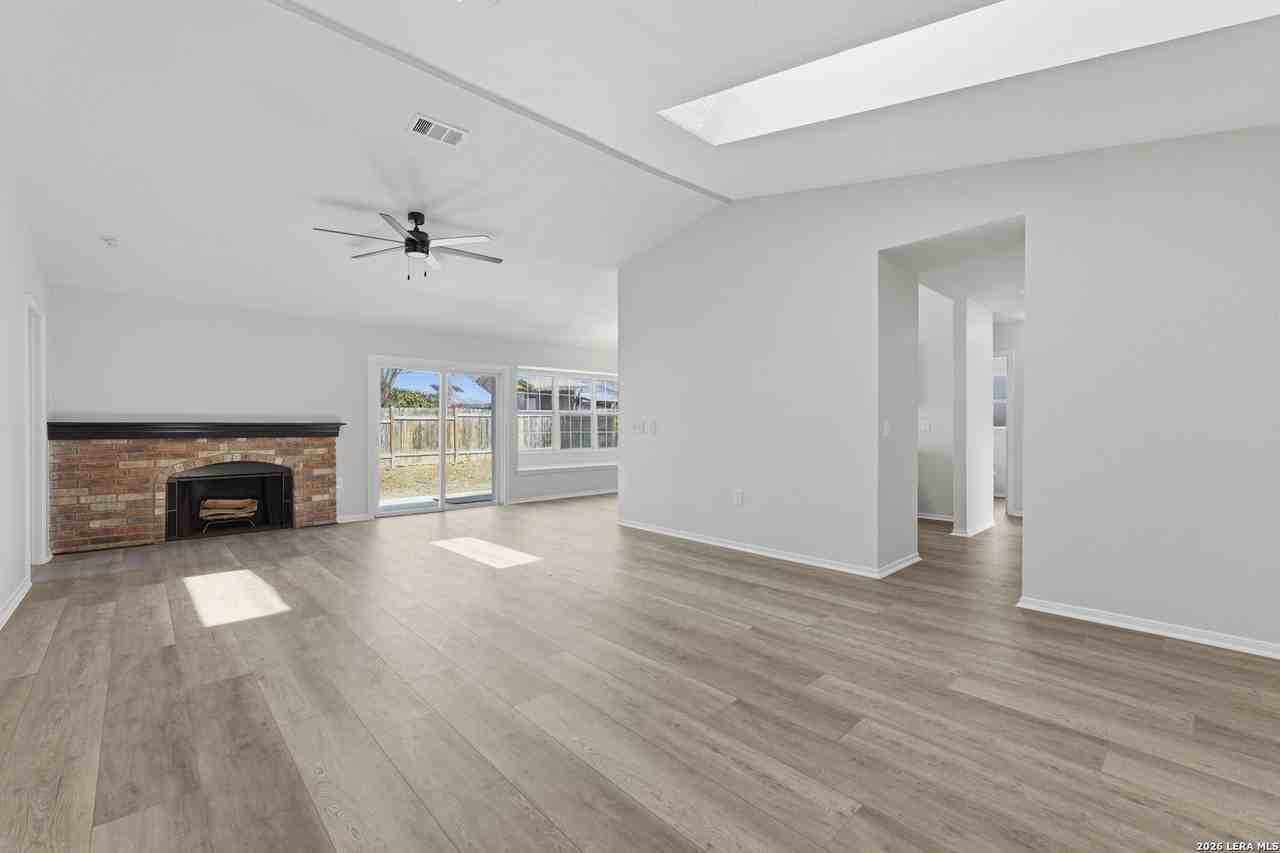 9455 Greens Pt - Photo 6 of 24