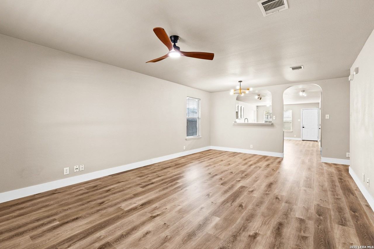 9014 Spiral Woods - Photo 4 of 16