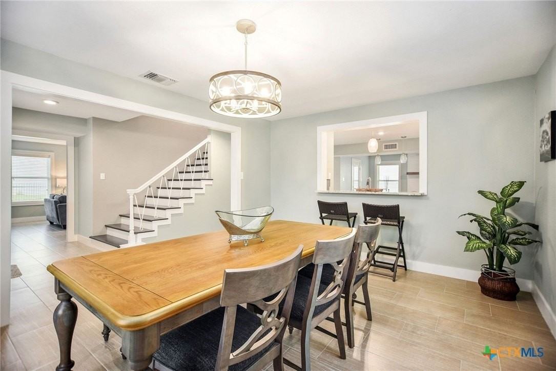 8 Las Brisas Pl - Photo 2 of 48