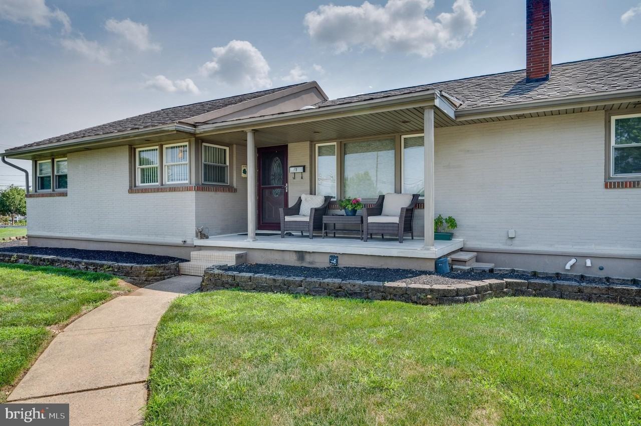 1 Vista Rd - Photo 2 of 46