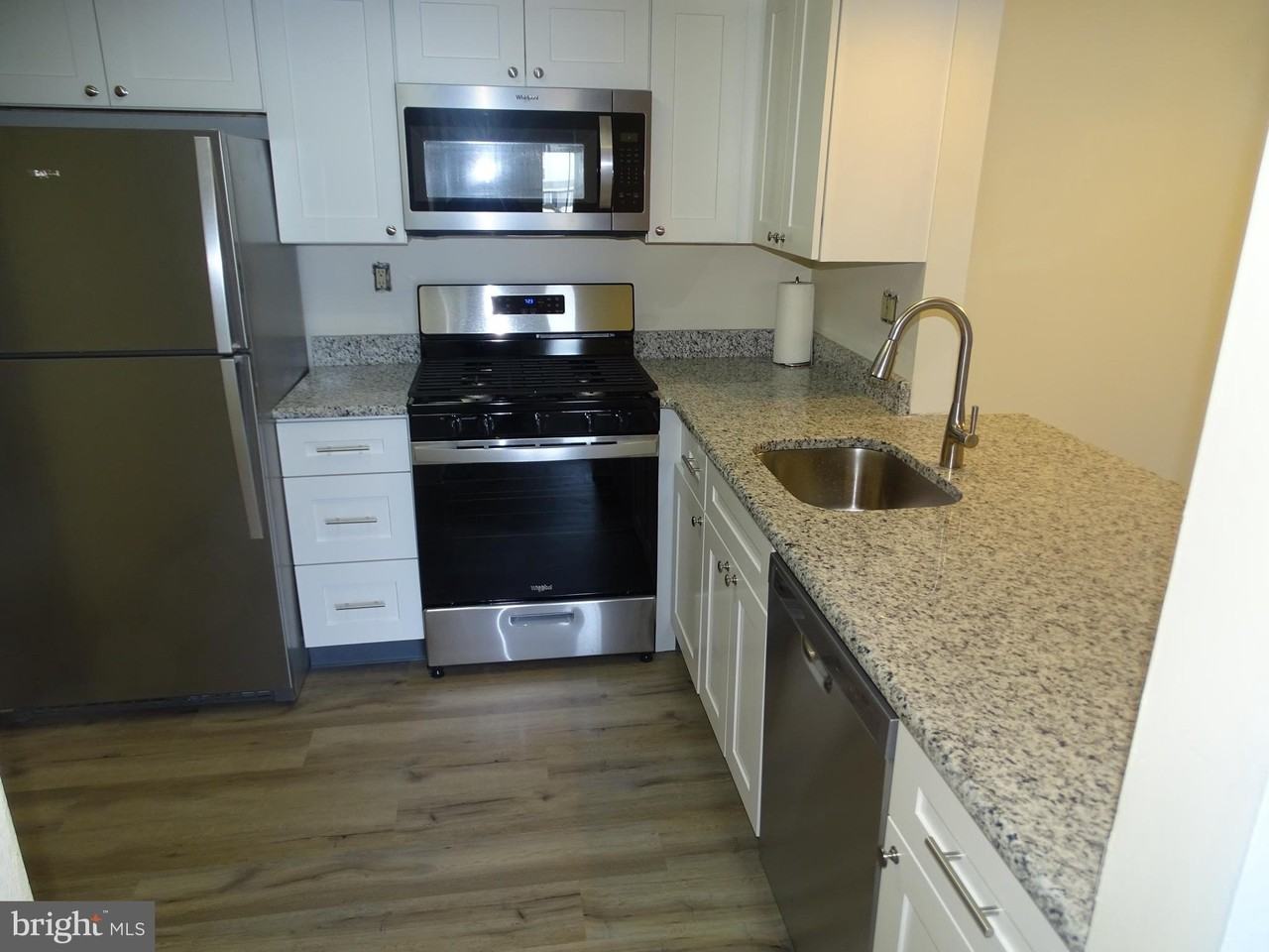 3306 Society Pl - Photo 7 of 18