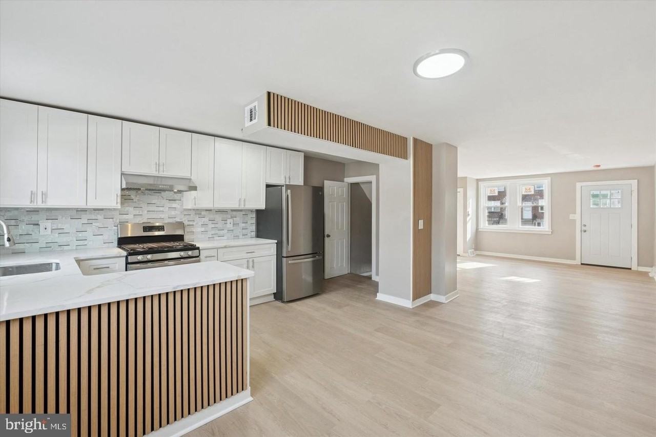 6340 Cardiff St - Photo 2 of 20