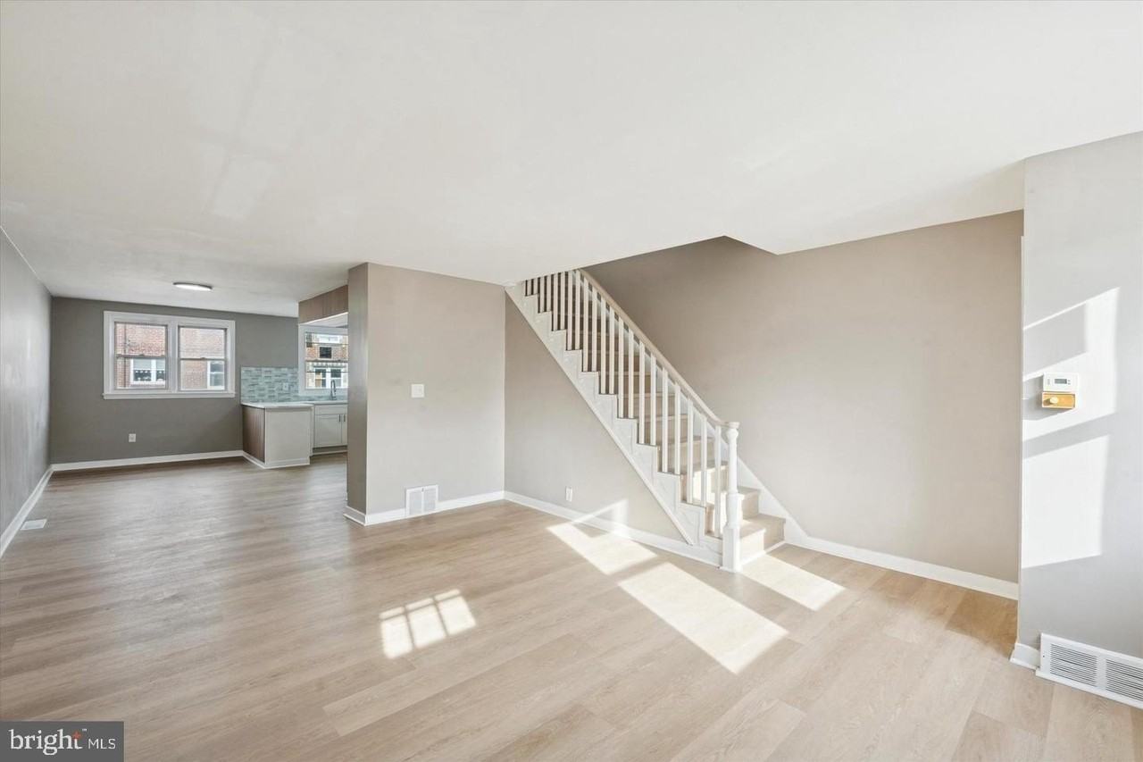 6340 Cardiff St - Photo 4 of 20