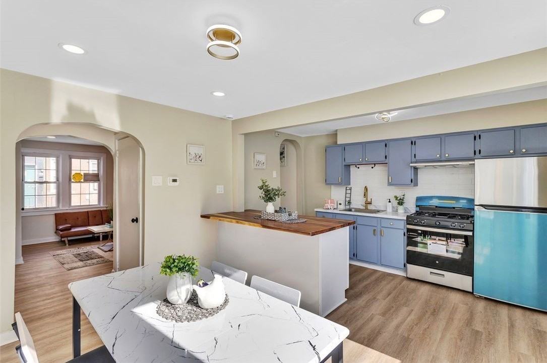 407 Short Canal St - Photo 5 of 17