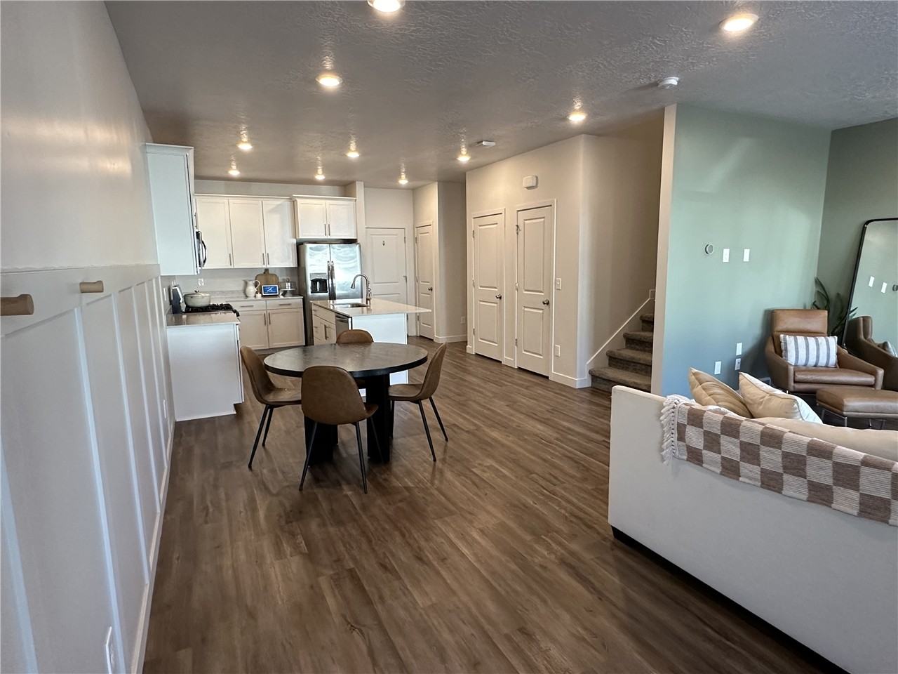 2006 N Chianti St - Photo 2 of 28