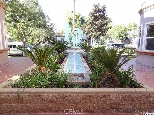 414 E Valencia Ave - Photo 4 of 27