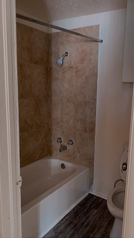 Avalon - Photo 5 of 10