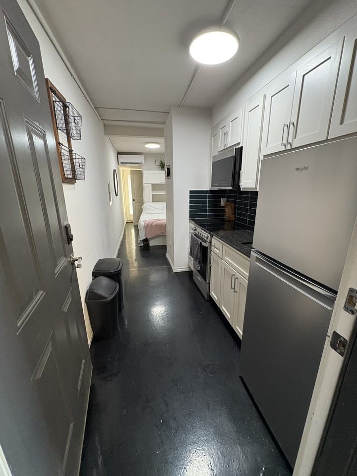 Legacy - Photo 2 of 19