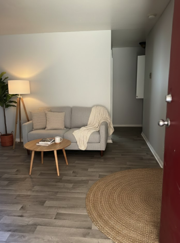 Parkewood Apartments - Photo 3 of 6