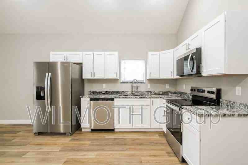 929 N Beville Ave - Photo 6 of 16