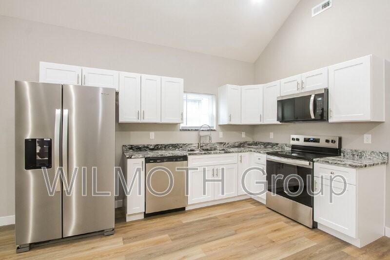 929 N Beville Ave - Photo 7 of 16