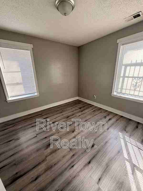 3757 Fairmont Ave - Photo 4 of 6