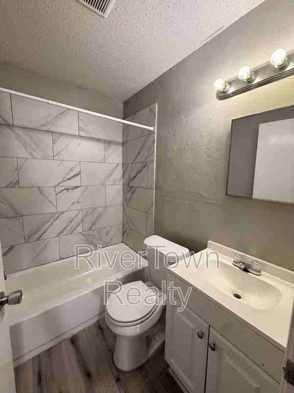 3757 Fairmont Ave - Photo 5 of 6