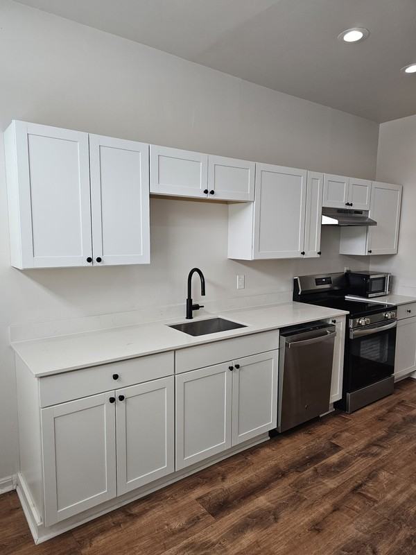 847 Central Ave - Photo 4 of 16