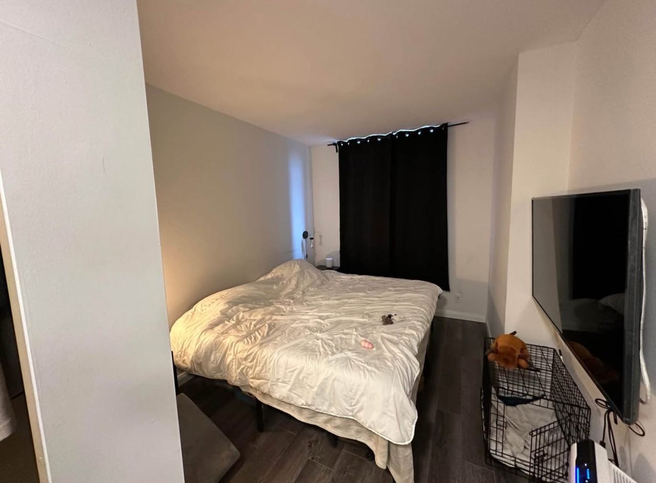 892 Carnarvon Street #2010 - Photo 4 of 8