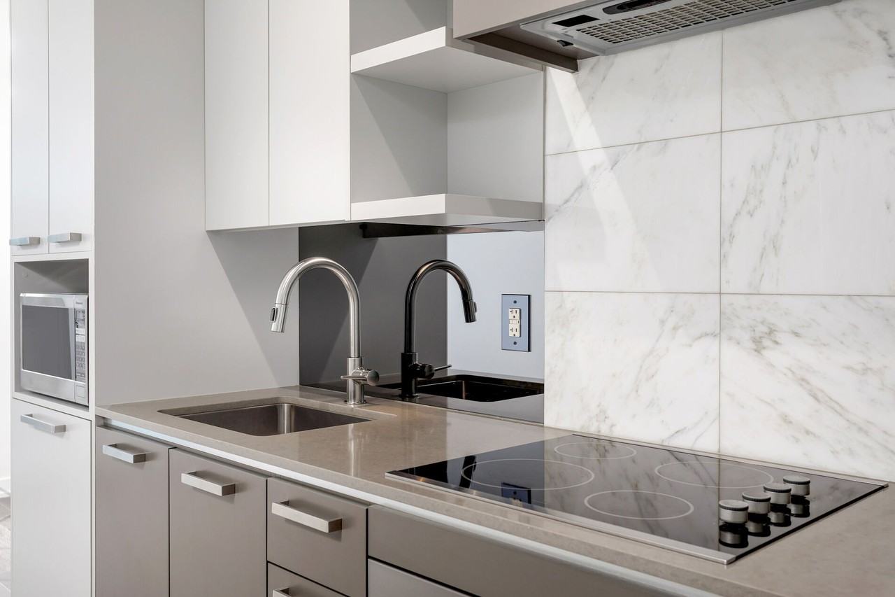 1830 Bloor Street West - Photo 7 of 21