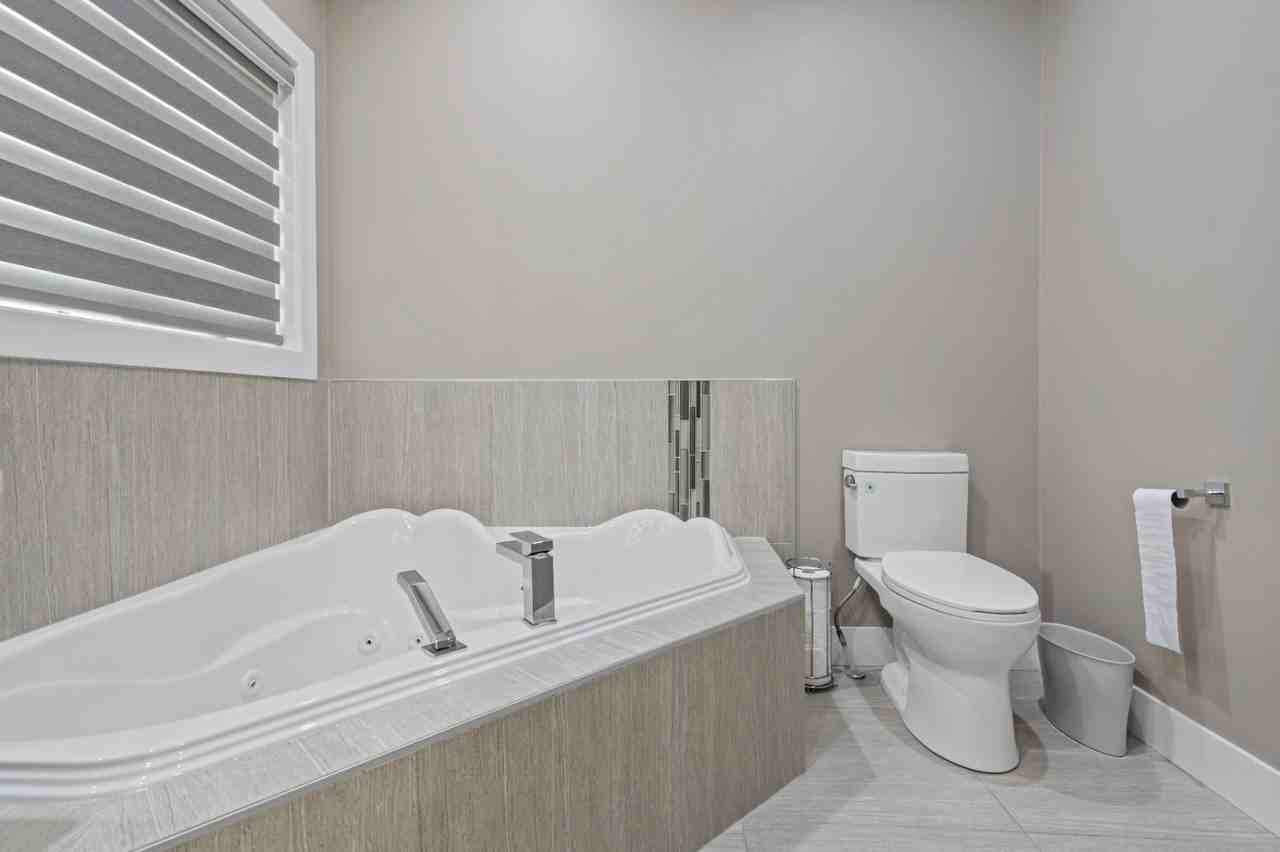 Adamson Terr SW - Photo 3 of 17