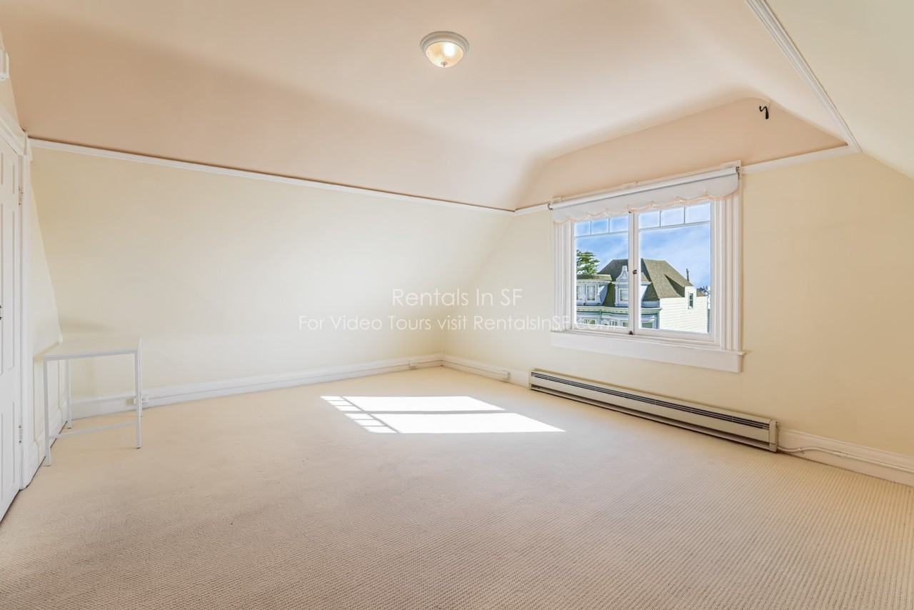 2984 Clay St #5 - Photo 3 of 17