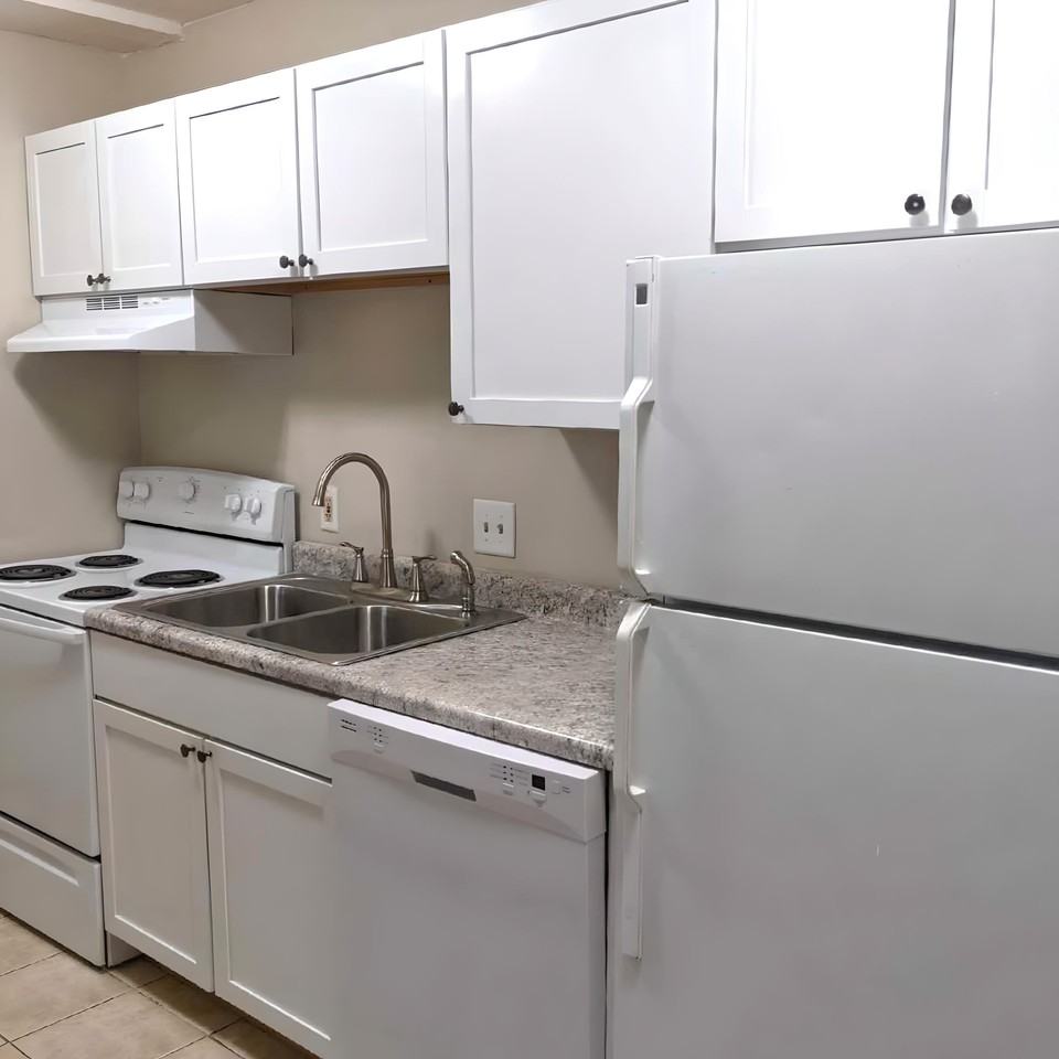 1510 County Road B E #1512-103 - Photo 5 of 22