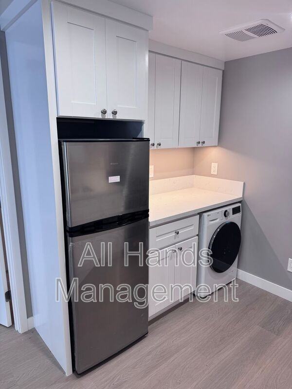 5117 E The Toledo #6 - Photo 3 of 9