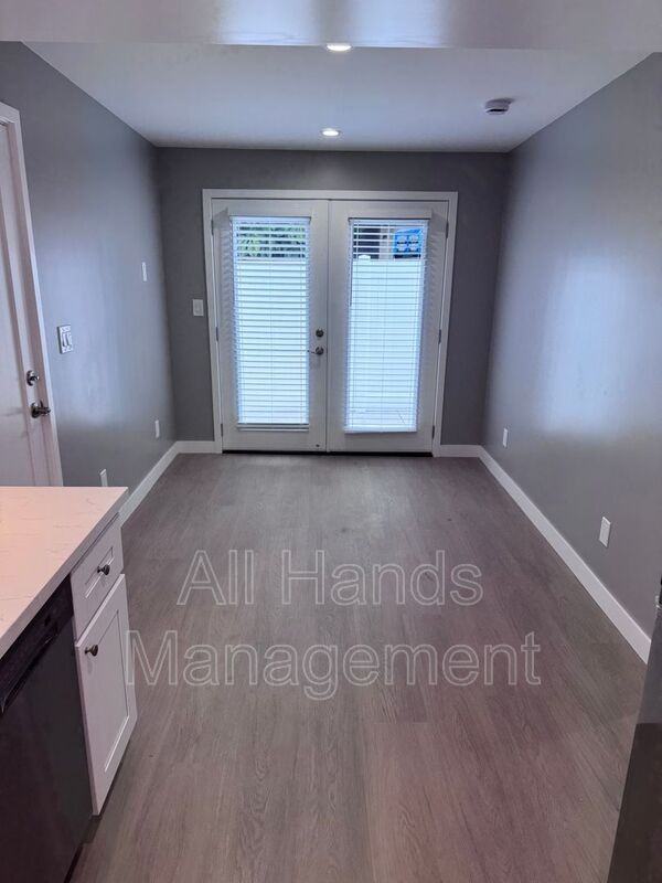 5117 E The Toledo #6 - Photo 4 of 9