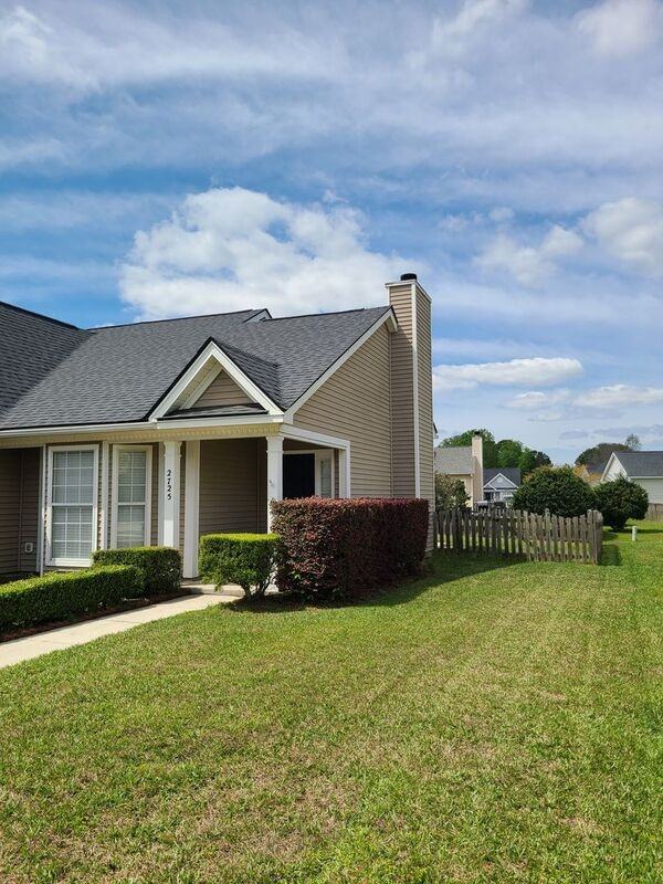 2725 Palmetto Hall Blvd - Photo 3 of 24