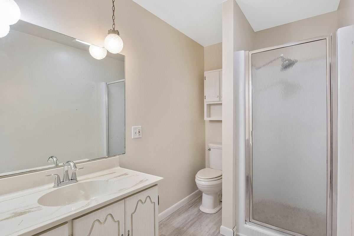 4489 Pompey Center Rd - Photo 6 of 39